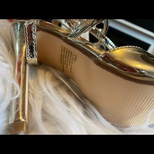 Women shoes